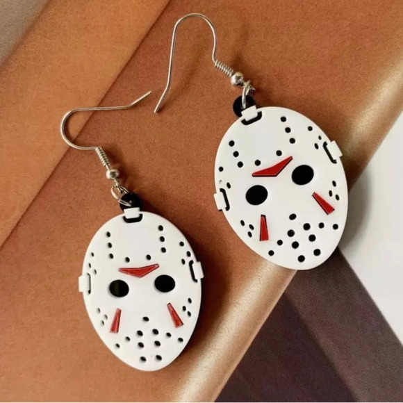 Brand new Jason Friday the 13th inspired dangle drop scary Halloween earrings - Picture 4 of 5